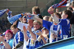 Fans beim Spiel FC Hansa Rostock gegen den FC Carl Zeiss Jena