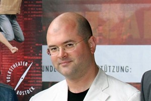 Florian Krumpöck - neuer Generalmusikdirektor am Volkstheater Rostock Florian Krumpöck - neuer Generalmusikdirektor am Volkstheater Rostock