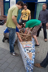 Absolute Kanuten bei der Pappboot-WM 2011