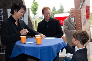 Li-Wei Qin und Daniel Hope mit Manuel Li-Wei Qin und Daniel Hope mit Manuel