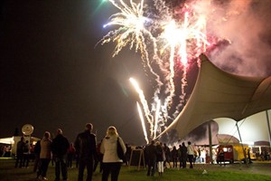Beim Höhenfeuerwerk hatte man von überall eine gute Sicht Beim Höhenfeuerwerk hatte man von überall eine gute Sicht
