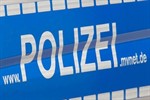 Angriff auf Polizeirevier vor der Partie Hansa Rostock - St. Pauli