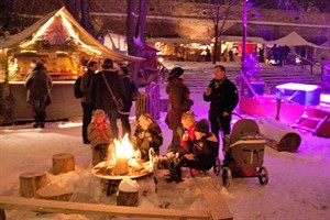 Historischer Weihnachtsmarkt 2010 im westlichen Teil des Klostergartens