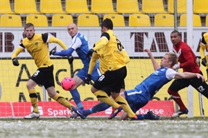Echte Torchancen blieben heute zwischen Hansa Rostock und Alemannia Aachen Mangelware Echte Torchancen blieben heute zwischen Hansa Rostock und Alemannia Aachen Mangelware