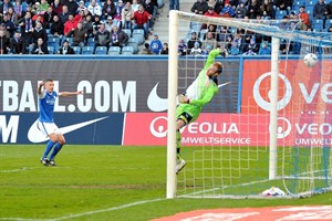 Marek Mintal (Hansa Rostock) kann die Führung gegen Fortuna Düsseldorf auf 2:0 ausbauen Marek Mintal (Hansa Rostock) kann die Führung gegen Fortuna Düsseldorf auf 2:0 ausbauen