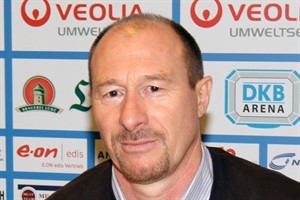 Hansa-Trainer Wolfgang Wolf Hansa-Trainer Wolfgang Wolf
