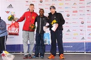 Siegerehrung Halbmarathon der Männer