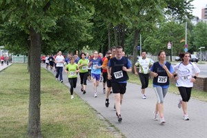 Gutes Wetter und gute Stimmung beim Rostocker Firmenlauf 2012 Gutes Wetter und gute Stimmung beim Rostocker Firmenlauf 2012