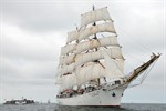 „Dar Mlodziezy“ in Warnemünde mit Open-Ship