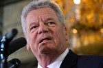 Joachim Gauck spricht in der Marienkirche, wo er vor 23 Jahren maßgeblich an den Friedensgebeten beteiligt war