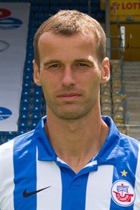 Mit seinem 6. Saisontreffer machte Ondrej Smetana in Bielefeld schon in der 3. Minute alles klar für Hansa Rostock Mit seinem 6. Saisontreffer machte Ondrej Smetana in Bielefeld schon in der 3. Minute alles klar für Hansa Rostock
