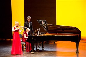 Neujahrskonzert der Deutschen Seerederei mit Künstlern der Young Academy Neujahrskonzert der Deutschen Seerederei mit Künstlern der Young Academy