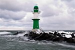 Warnemünder Leuchtturm im Winter