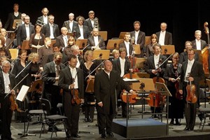 Norddeutsche Philharmonie Rostock unter der Leitung von Florian Krumpöck (Foto: Dorit Gätjen) Norddeutsche Philharmonie Rostock unter der Leitung von Florian Krumpöck (Foto: Dorit Gätjen)