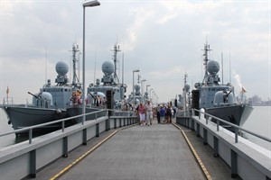 Tag der offenen Tür im Marinestützpunkt Warnemünde