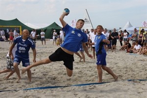 Beachhandball am Ostseestrand (Foto: Archiv 2012)