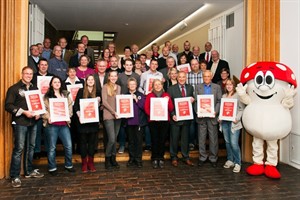 Ostseesparkasse Rostock schüttet PS-Zweckerträge aus Ostseesparkasse Rostock schüttet PS-Zweckerträge aus