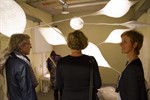 Die Idee der Vernetzung der Kulturträger greift die Forschungsgruppe Kunst auf und verwandelt einen Raum in ein Verflechtungsbüro