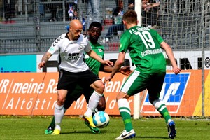 Hansa Rostock gewinnt gegen Wacker Burghausen mit 1:0