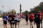 Flanierende Spaziergänger mussten heute den Läufern des Küstenwaldlaufs auf der Promenade Platz machen
