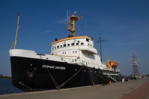 Der Eisbrechen Stephan Jantzen ist zurück im Rostocker Stadthafen