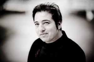 Say Fazil kommt zu den Festspielen Mecklenburg-Vorpommern (Foto: Marco Borggreve)