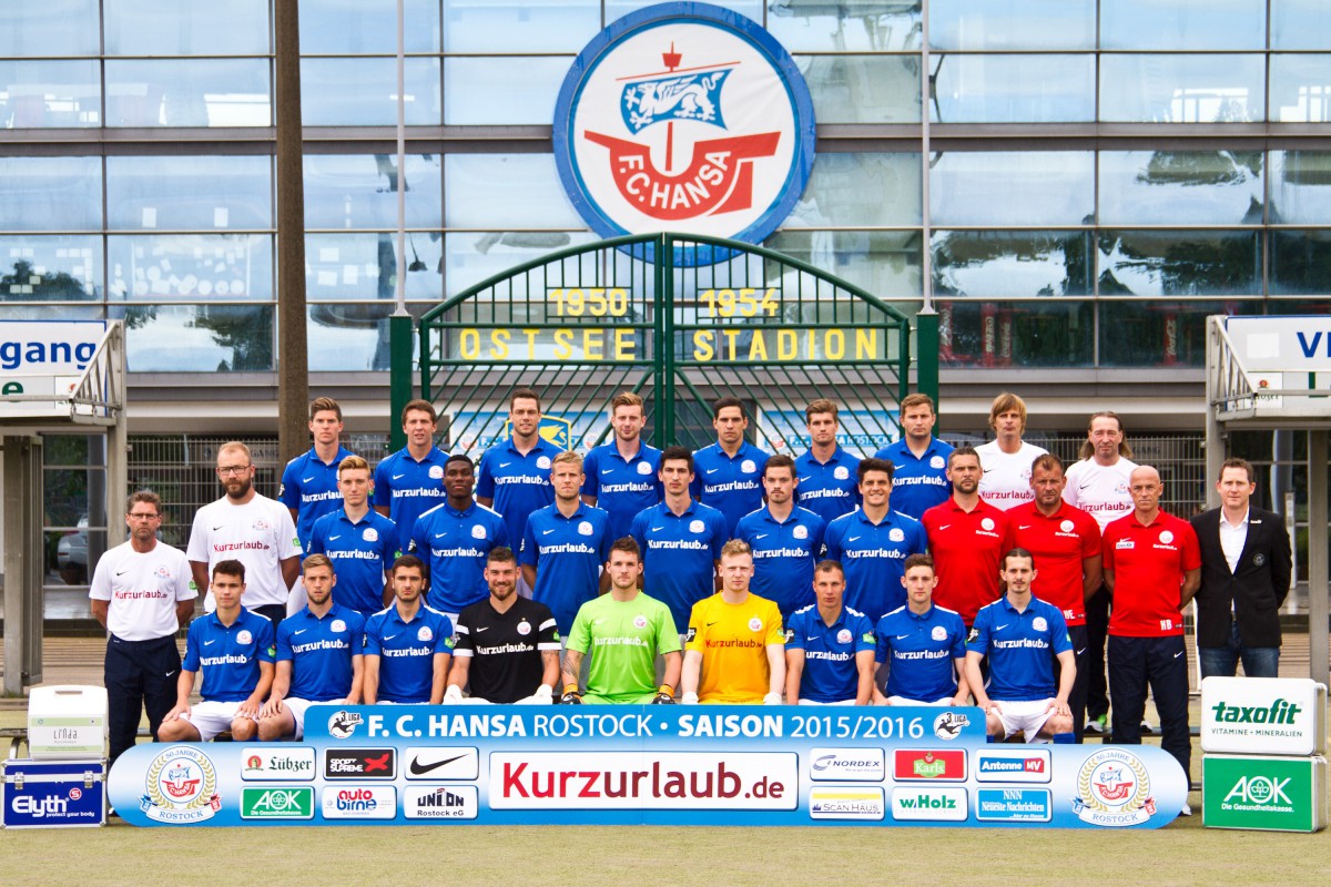 FC Hansa Rostock - Mannschaftsfoto Saison 2015/2016 ...