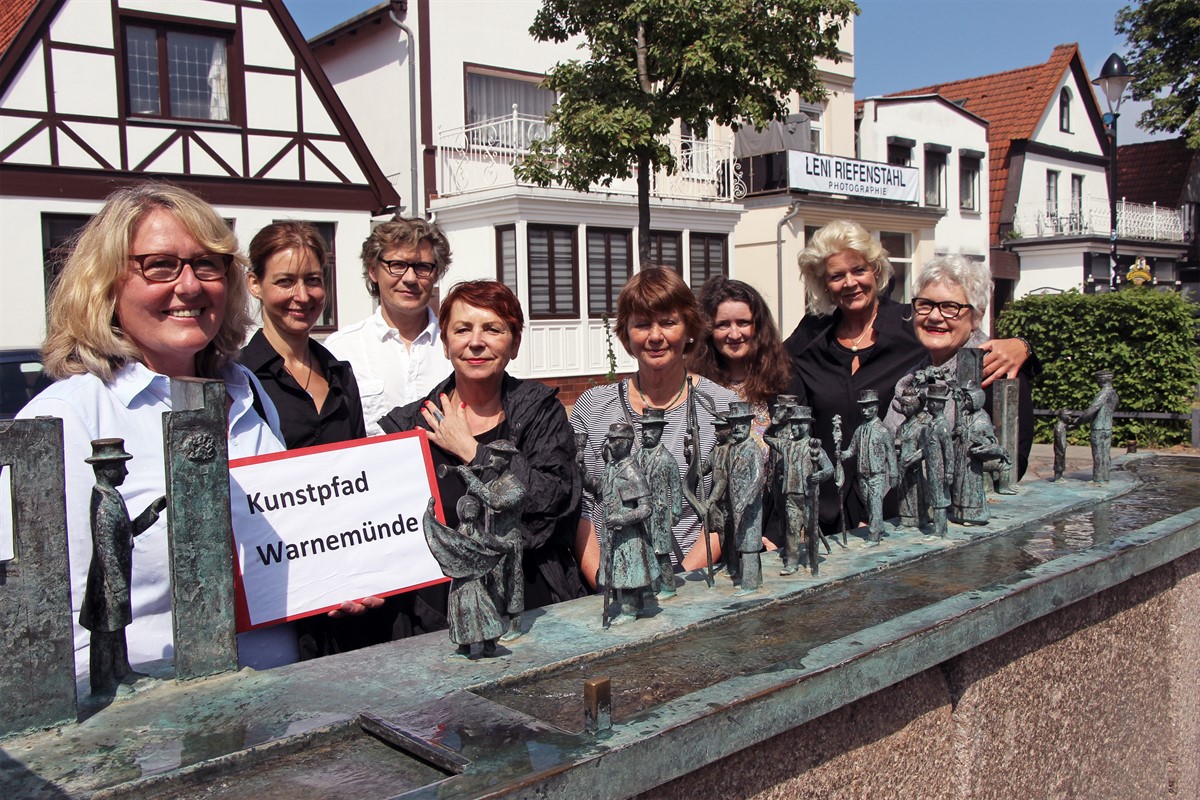 Auf dem Kunstpfad durch Warnemünde - Rundgang durchs Ostseebad