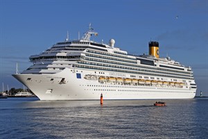 Die „Costa Favolosa“ im Kreuzfahrthafen Rostock-Warnemünde (Foto: Archiv)