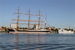 „Sedov“ zum Saisonausklang in Warnemünde