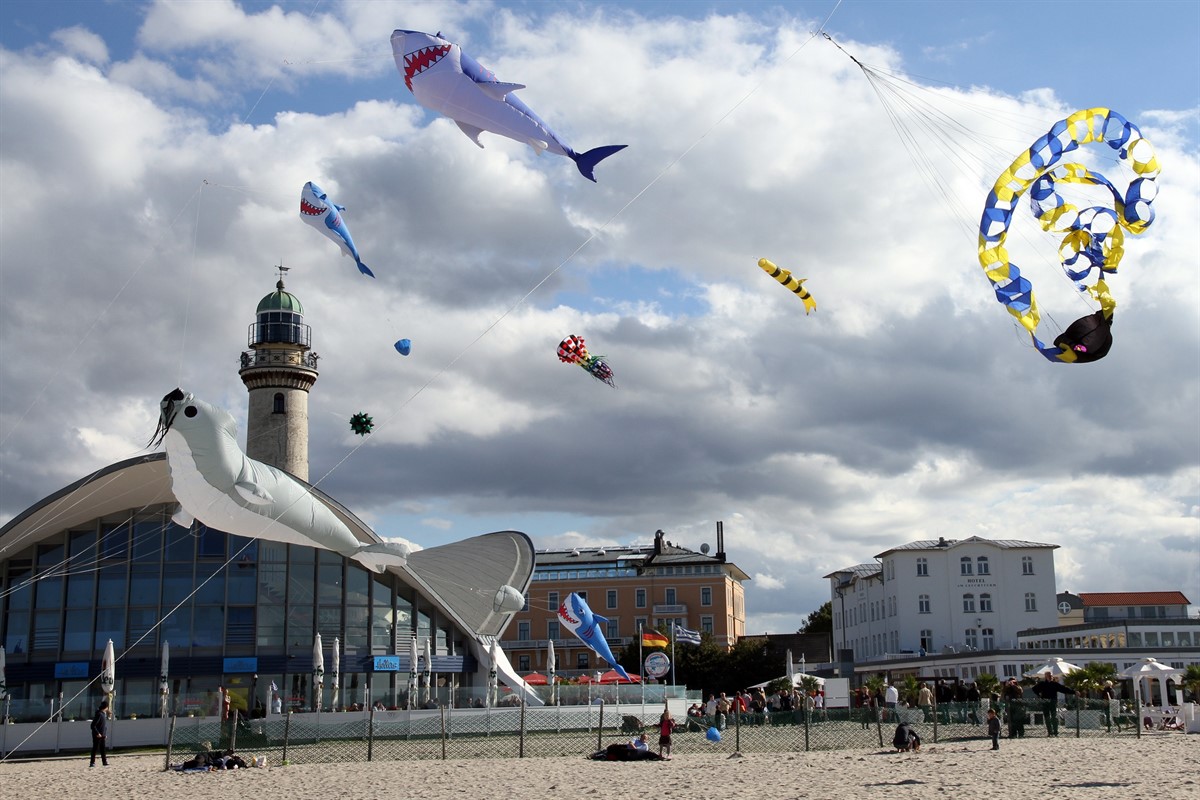 Vom 8. bis 11. September 2016 findet in Warnemünde das 23. Stromfest ...
