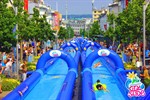 Riesen-Wasserrutsche kommt zur Hanse Sail in den Stadthafen