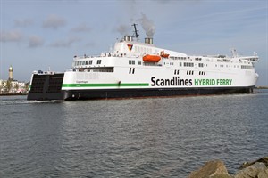 Scandlines bietet über 7.000 Fußgängertickets auf der Strecke Rostock-Gedser für nur 3 Euro Scandlines bietet über 7.000 Fußgängertickets auf der Strecke Rostock-Gedser für nur 3 Euro