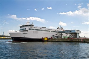 Fähre „Copenhagen“ im Seehafen Rostock - Die Zahl der beförderten Fährpassagiere von und nach Nordeuropa stieg um 70.000 auf eine Million.