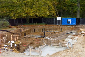 Die Baustelle für die Pinguinanlage Die Baustelle für die Pinguinanlage