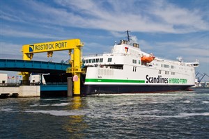 Scandlines am Fähranleger im Rostocker Seehafen Scandlines am Fähranleger im Rostocker Seehafen