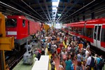 Die Zugtaufe fand im Rahmen des Tags der offenen Tür in der DB-Werkstatt statt, der sich großer Beliebtheit erfreute.