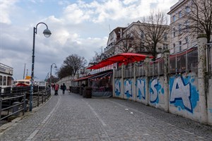 Stützwände „Am Strom“ in Warnemünde werden instandgesetzt