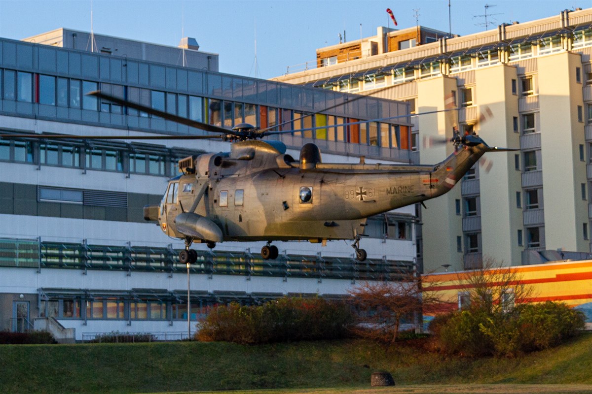 Marinehubschrauber Sea King Am Sudstadt Klinikum Rostock Heute