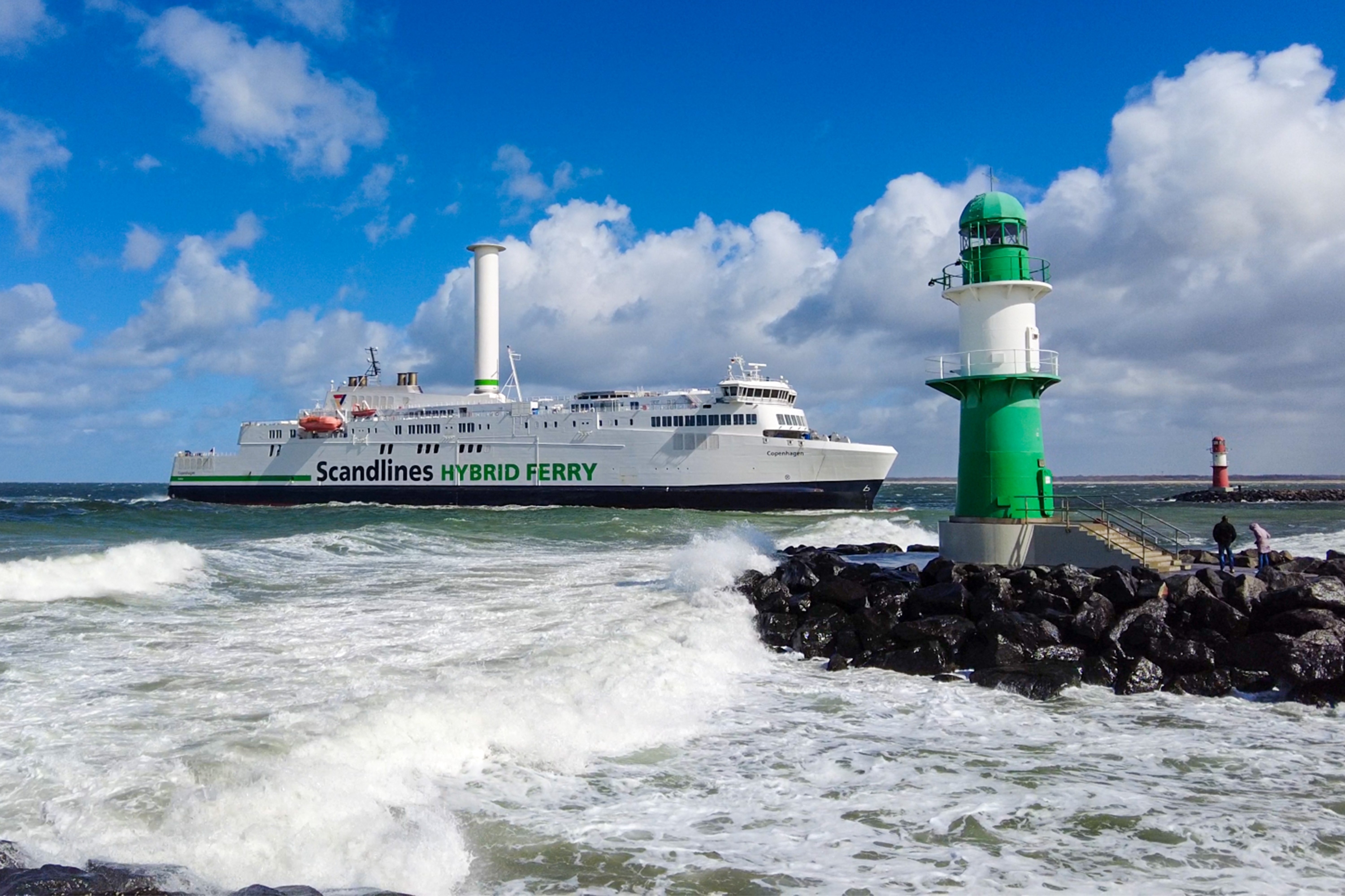 Sonne Sturm Und Schnee Ostermontag In Warnemunde Rostock Heute