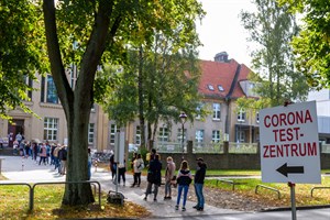 Keine Bundesnotbremse trotz Inzidenz über 100 in Rostock (Symbolfoto, Archiv)