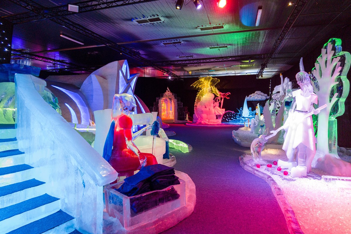 Eismärchen - 18. Eiswelt bei Karls in Rövershagen  Rostock-Heute