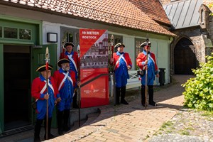 19 Meter Rostock: Bis zum 24. Juni wird die Vicke-Schorler-Rolle im Kulturhistorischen Museum gezeigt. 19 Meter Rostock: Bis zum 24. Juni wird die Vicke-Schorler-Rolle im Kulturhistorischen Museum gezeigt.