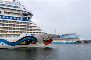 Im Kreuzfahrthafen Rostock-Warnemünde gibt es heute ein Schwesterntreffen von AIDAsol und AIDAmar