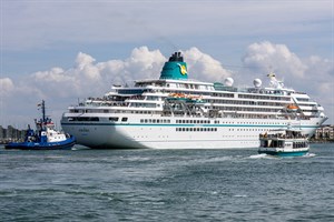 Kreuzfahrtschiff „Amadea“ in Warnemünde (18. Juni 2025) Kreuzfahrtschiff „Amadea“ in Warnemünde (18. Juni 2025)