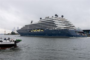 Luxus-Kreuzfahrtyacht „Ilma“ in Warnemünde Luxus-Kreuzfahrtyacht „Ilma“ in Warnemünde