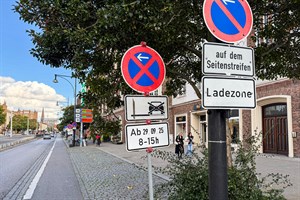 Sensoren gegen Falschparker in der Ladezone in der Langen Straße