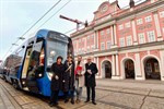 Neue TINA-Straßenbahn erstmals im Fahrgastbetrieb unterwegs